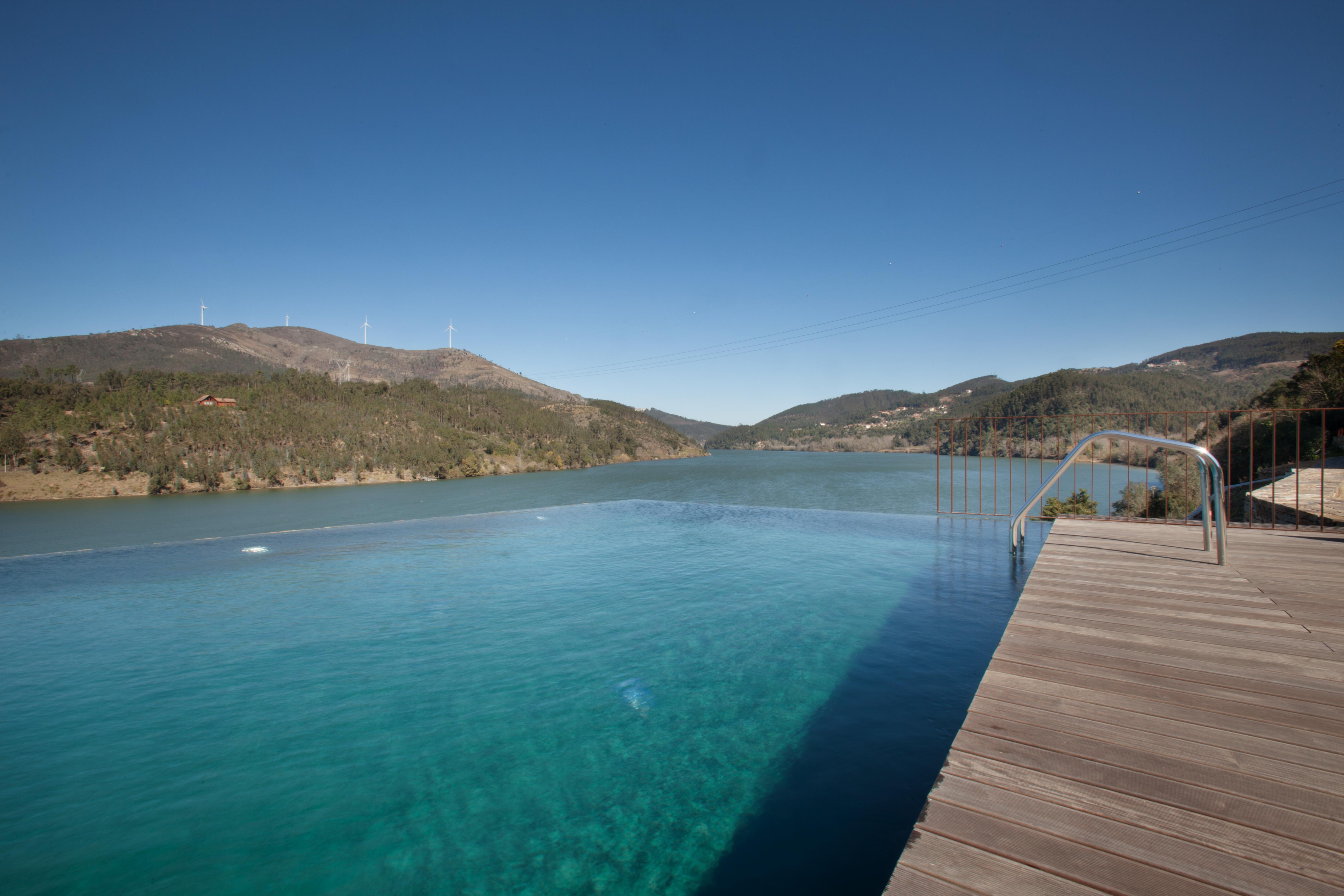 Octant Douro Hotel Кащело де Пайва Съоръжения снимка View of the reservoir